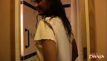 shower se x